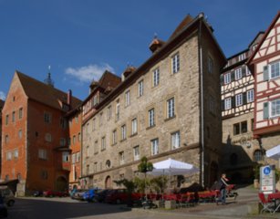 060