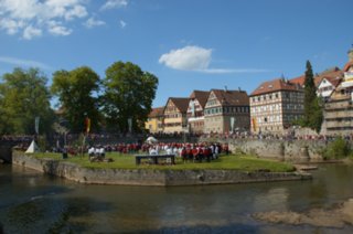 106
