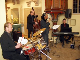 009_Presse_2003