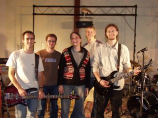 048_Presse_2004