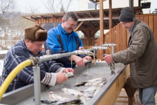 20130327_fischputzen_006