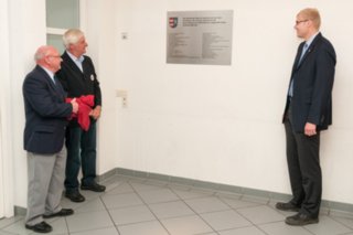 20150512_defibrillatoren_002