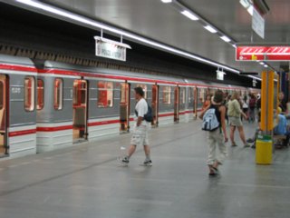 054_Prag_08112003