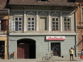 2004-08-21_16-46-12