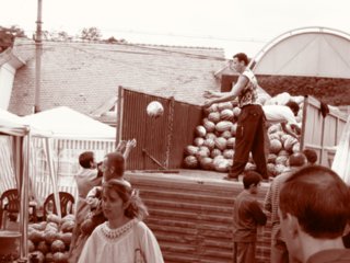 sepia136