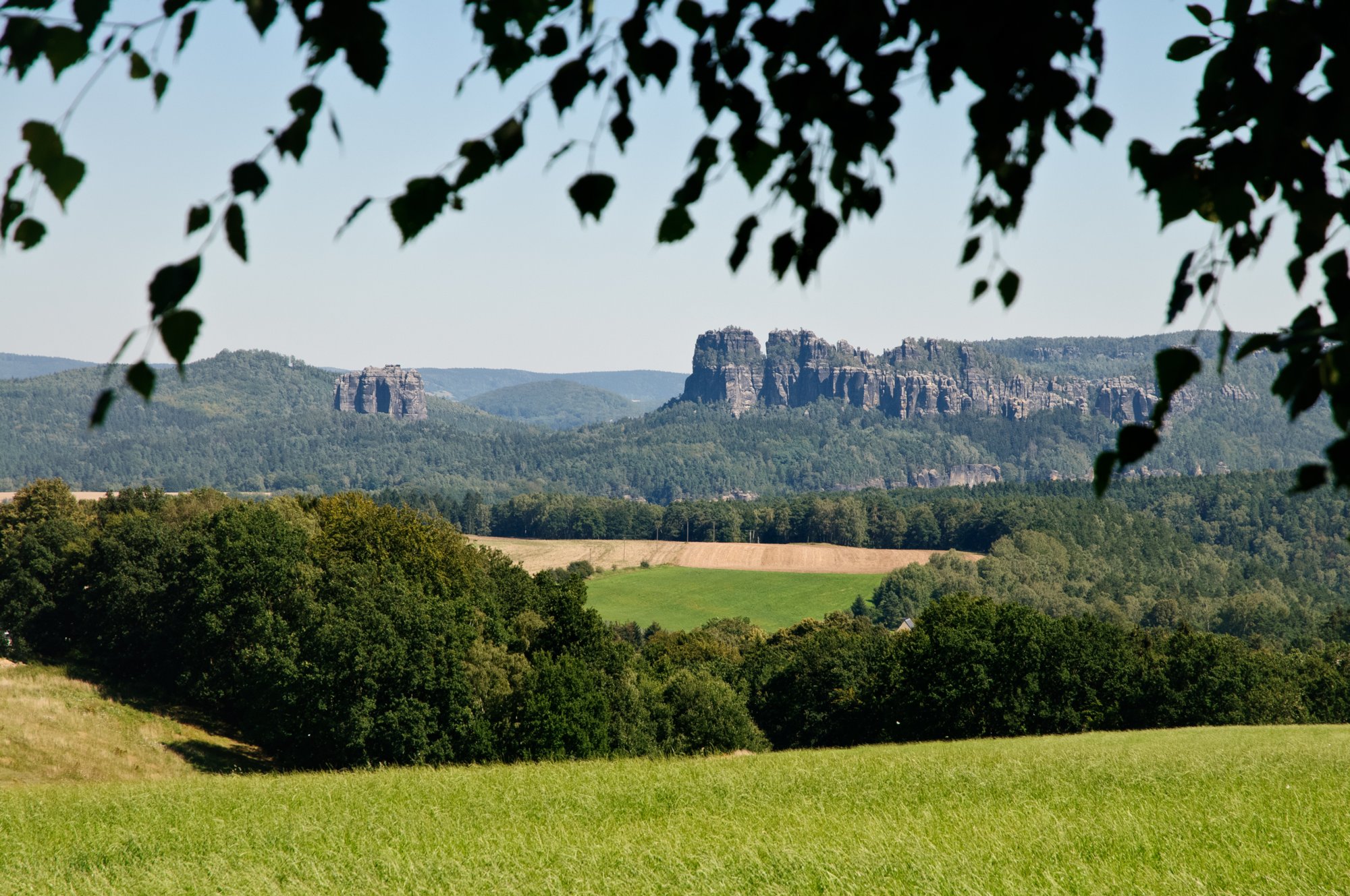Gohrischstein und Papststein Wanderung vom Kurort Gohrisch über den Gohrischstein und den Pfaffenstein zurück nach Gohrisch.