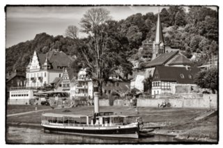 20090825_104543-bearb-bw