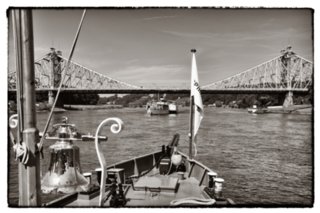 20090825_124341-bearb-bw