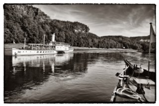 20090825_172351-bearb-bw