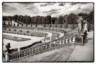 20090903_162947-bearb-bw