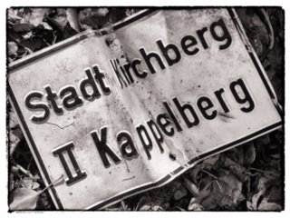 Entlang des Kappelbergs Auf dem Weg vom Ockenauer Steg entlang des Kappelbergs Richtung Hornberger Mühle. Wanderung vom Wanderparkplatz im Walderholungszentrum bei Kirchberg über die...