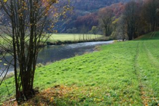Jagst und Panoramablicke Wanderung entlang der Jagst von Bächlingen nach Oberregenbach.
