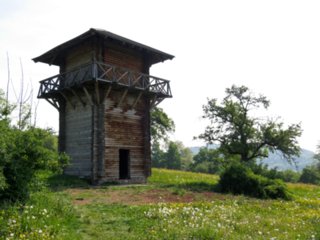 Römischer Wachturm beim Kloster Lorch Römischer Wachturm beim Kloster Lorch. Wanderung vom Kloster Lorch über die Brucker Sägmühle und durch die Schelmenklinge zurück zum Kloster Lorch.